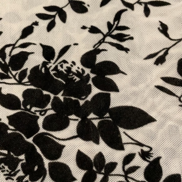 Shein floral bodysuit/skirt set - Picture 3 of 5